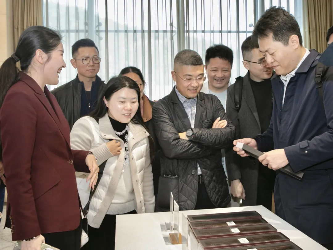 1749691879602529WpAq.jpg 640-1.jpg