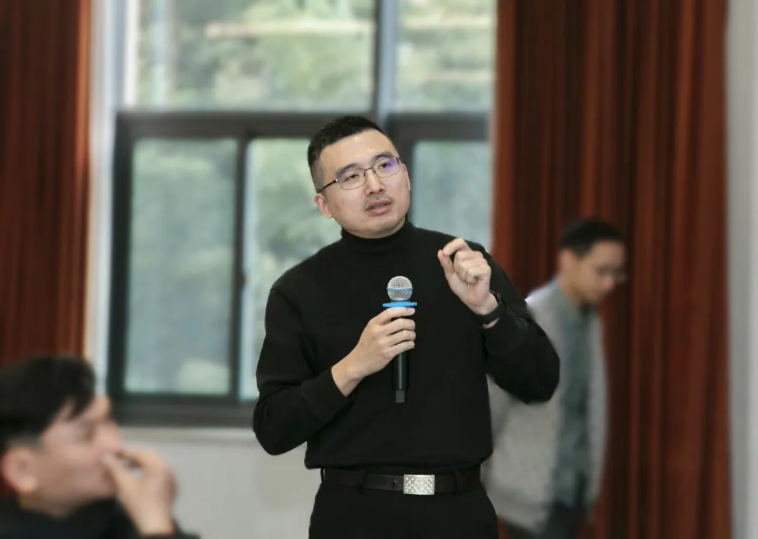 1749696559296806jKE8.jpg 640-6.jpg