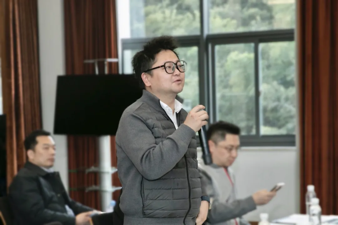 1749696617253639djns.jpg 640-5.jpg